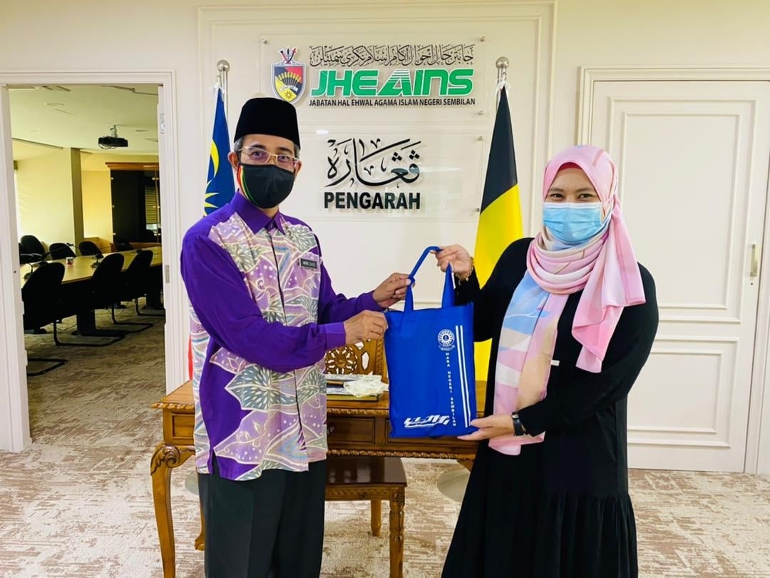 BANTUAN PERNIAGAAN DI KUALA TERENGGANU SKIM OKU DARIPADA MAJLIS AMANAH